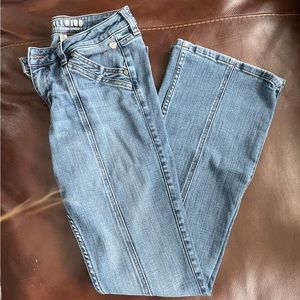 SOLD Idyllwind size 6/34 jeans